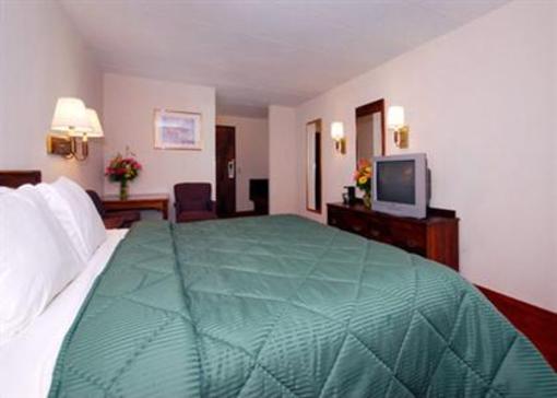 фото отеля Quality Inn Cedar Point South