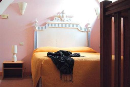 фото отеля Hotel L’Oree du Chateau Roussillon (Rhône-Alpes)