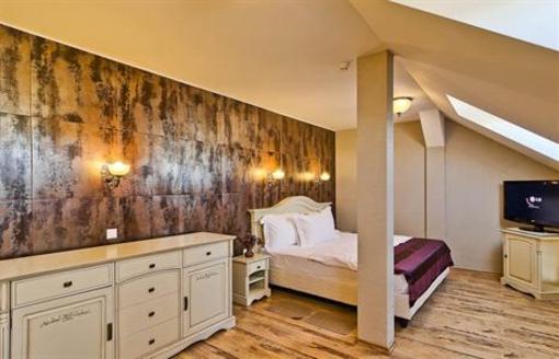фото отеля Hotel Cavaler