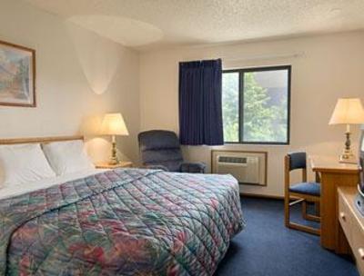 фото отеля Super 8 Motel Lenexa/Overland Park