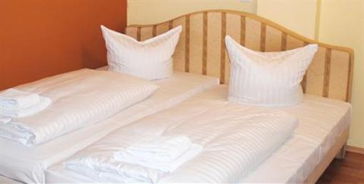 фото отеля Figaro Hotel Garni