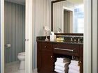 фото отеля Newport Beach Hotel & Suites