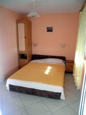 фото отеля Apartmani Otok