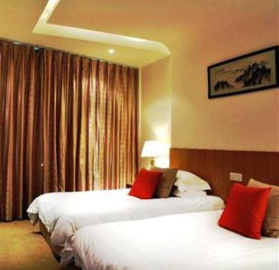 фото отеля Qingdao Haitian Grand Theatre Hotel