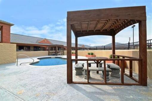 фото отеля BEST WESTERN Windwood Inn & Suites