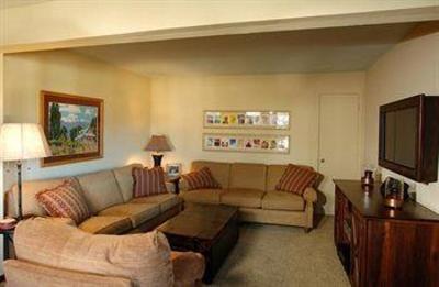 фото отеля The Buttes Neighborhood Hotel Crested Butte