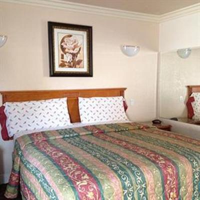 фото отеля Walls Motel Long Beach