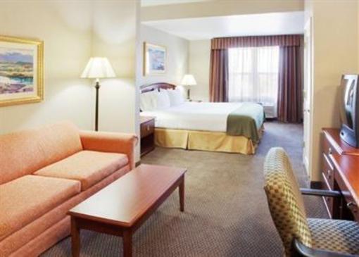 фото отеля Holiday Inn Express West Sacramento