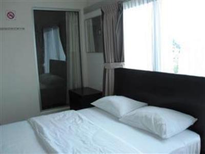 фото отеля Raintree Hotel