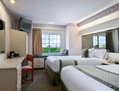 фото отеля Microtel Inn & Suites Lincoln (Nebraska)