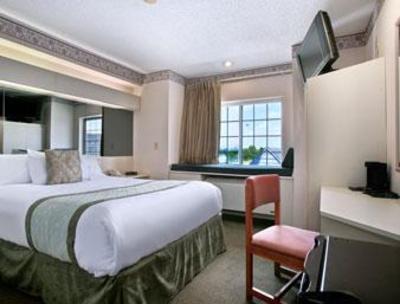 фото отеля Microtel Inn & Suites Lincoln (Nebraska)