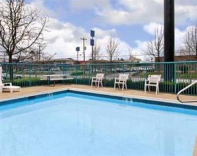 фото отеля Super 8 Murfreesboro