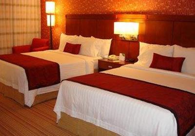 фото отеля Tifton Inn & Suites