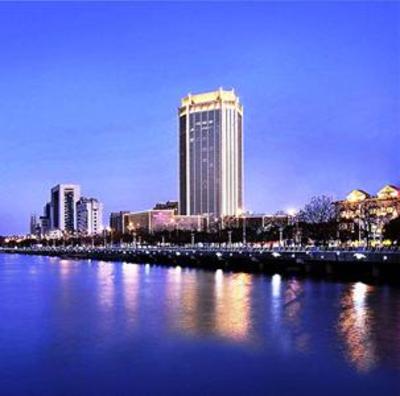 фото отеля Crowne Plaza Zhenjiang