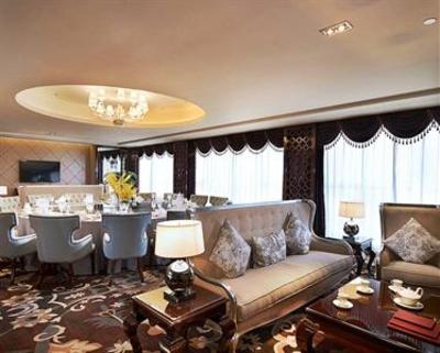 фото отеля Crowne Plaza Zhenjiang