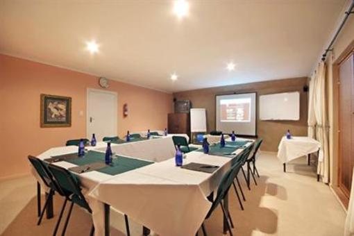 фото отеля Le Petit Chateau Guest House Durbanville Cape Town