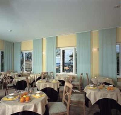 фото отеля Hotel Eden Torri del Benaco