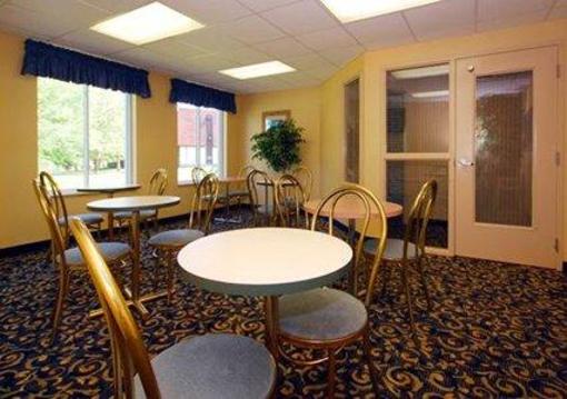 фото отеля Comfort Inn Cedar Point