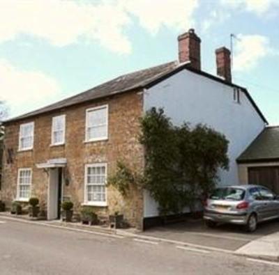 фото отеля Crosskeys House