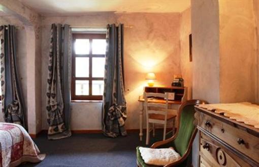 фото отеля Maison D'hotes Les Means