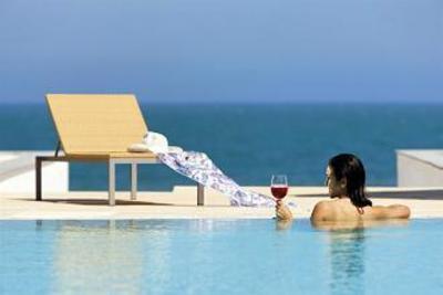фото отеля Moevenpick Hotel Gammarth Tunis