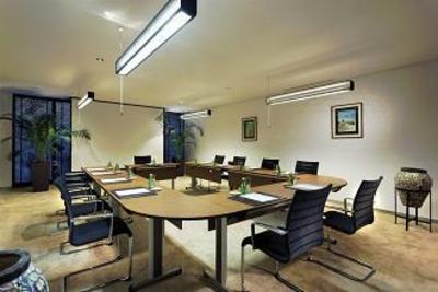 фото отеля Moevenpick Hotel Gammarth Tunis