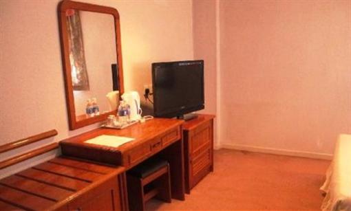 фото отеля Premier Inn Hotel