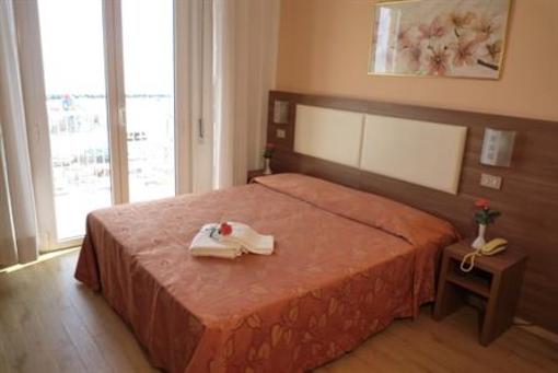 фото отеля Hotel Sara
