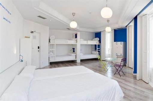 фото отеля U Hostels