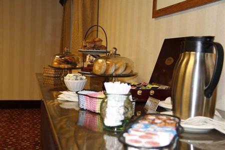 фото отеля Hampton Inn & Suites Rochester/Victor