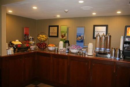 фото отеля Hampton Inn & Suites Rochester/Victor