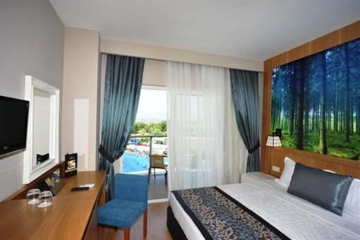 фото отеля Lake & Riverside Hotel & Spa