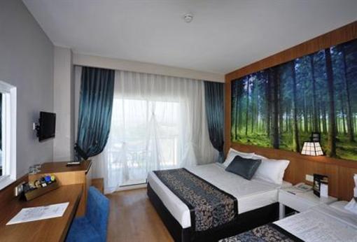 фото отеля Lake & Riverside Hotel & Spa