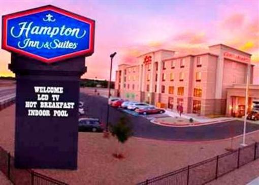 фото отеля Hampton Inn & Suites Farmington