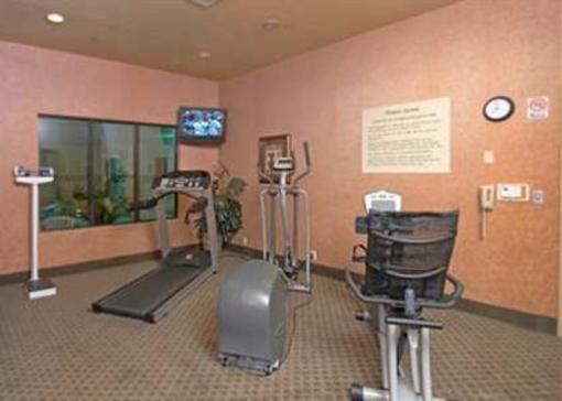 фото отеля Hampton Inn & Suites Farmington