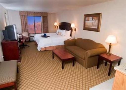 фото отеля Hampton Inn & Suites Farmington