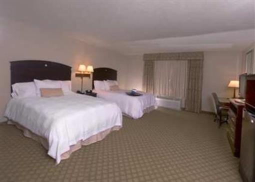 фото отеля Hampton Inn & Suites Farmington