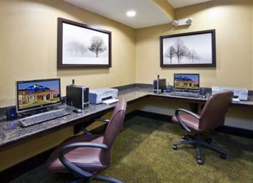 фото отеля Holiday Inn Express Hotel & Suites Opelika Auburn