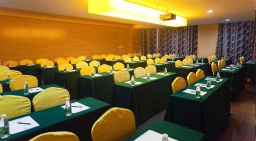 фото отеля Silvery Holiday Spa and Club