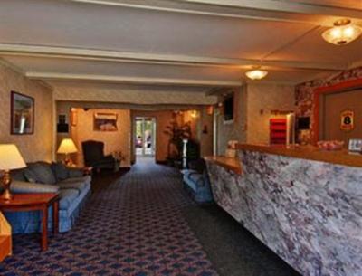 фото отеля Bangor Super 8 Motel