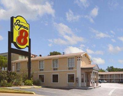 фото отеля Super 8 Motel Austin Downtown