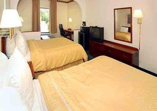 фото отеля Comfort Suites Cumming