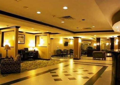 фото отеля Comfort Suites Clinton