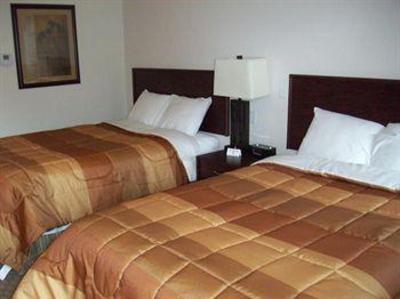 фото отеля Price Pointe Inn