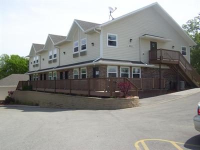 фото отеля Price Pointe Inn