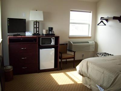 фото отеля Price Pointe Inn