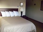 фото отеля Price Pointe Inn