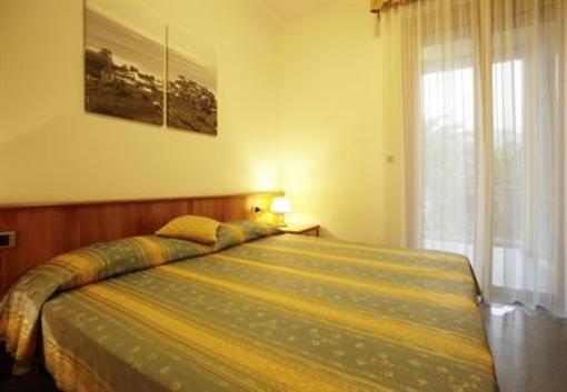 фото отеля Hotel Villa Adriana Monterosso al Mare