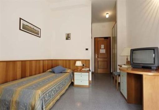 фото отеля Hotel Villa Adriana Monterosso al Mare