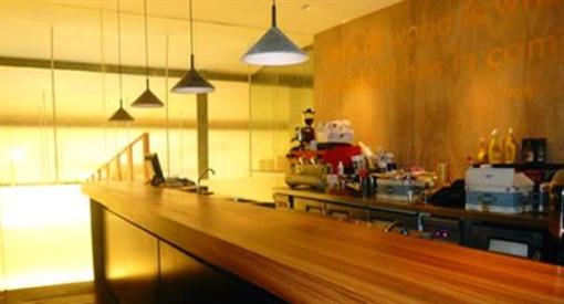 фото отеля Favehotel Kemang